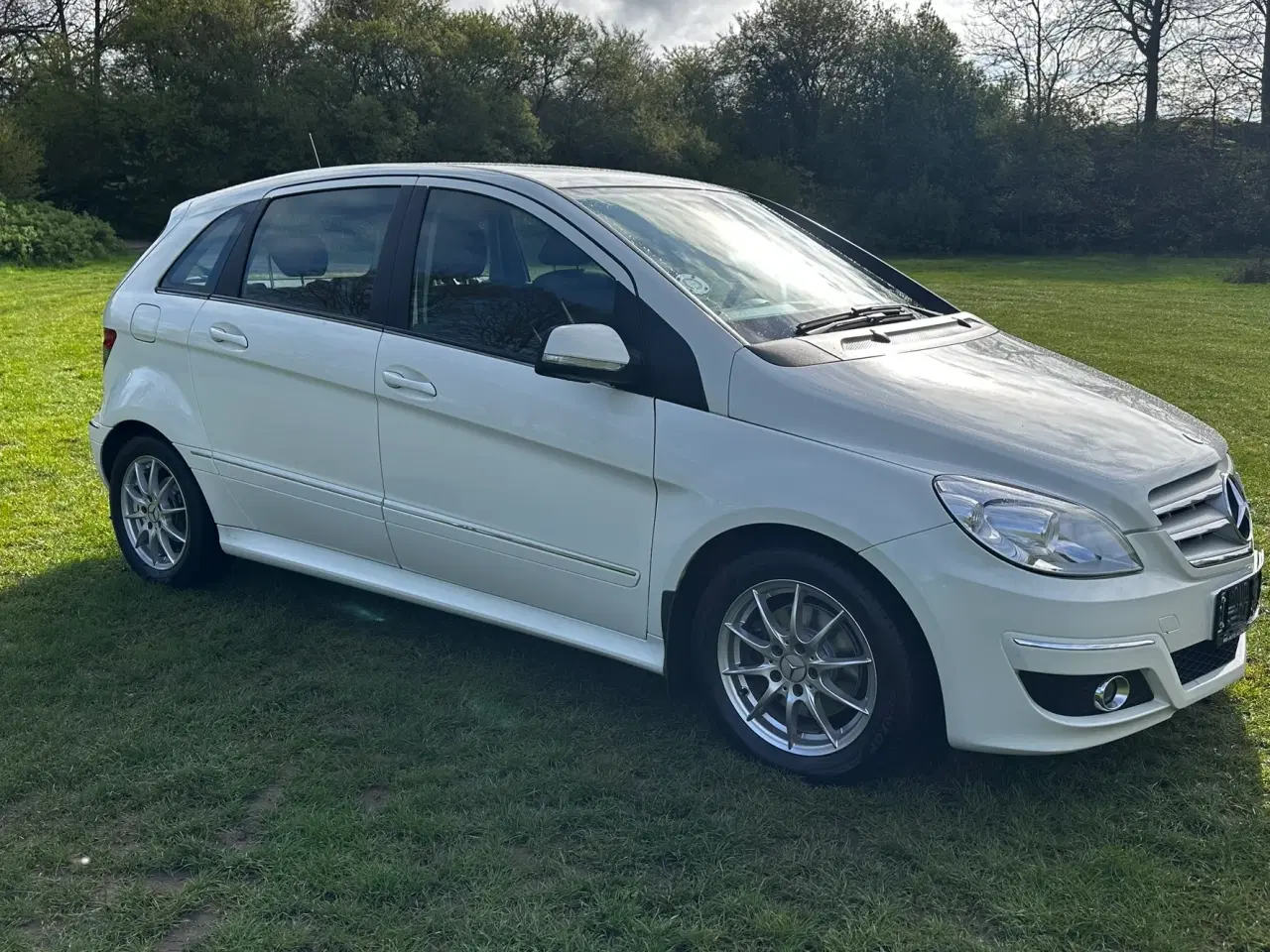 Billede 7 - Flot velholdt Mercedes, bliv billigt kørende.