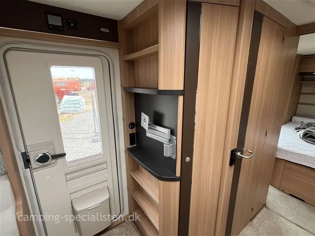 Billede 8 - 2018 - LMC Musica 550 D   LMC Musica 550 D model 2018 kan nu ses hos Camping Specialisten.dk