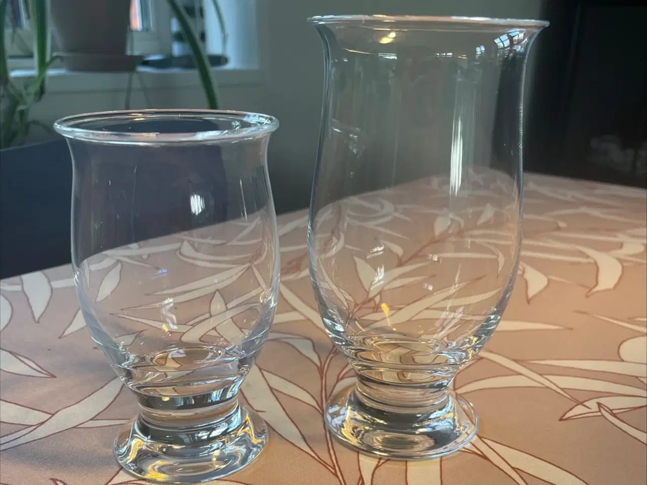 Billede 1 - 4 Holmegaard Ideelle ølglas 25cl  og 2 Ideelle van