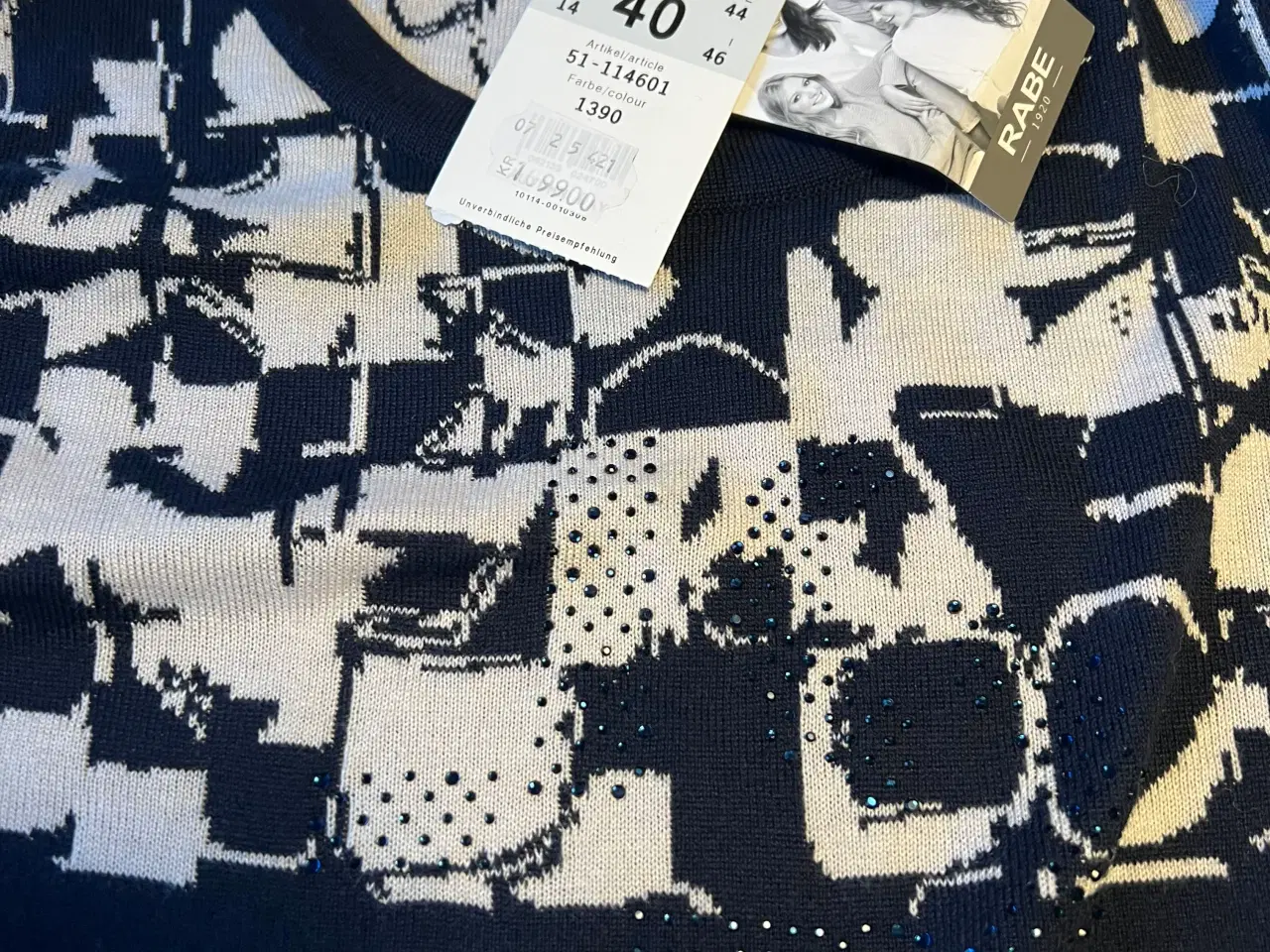 Billede 5 - Tynd strikke bluse 