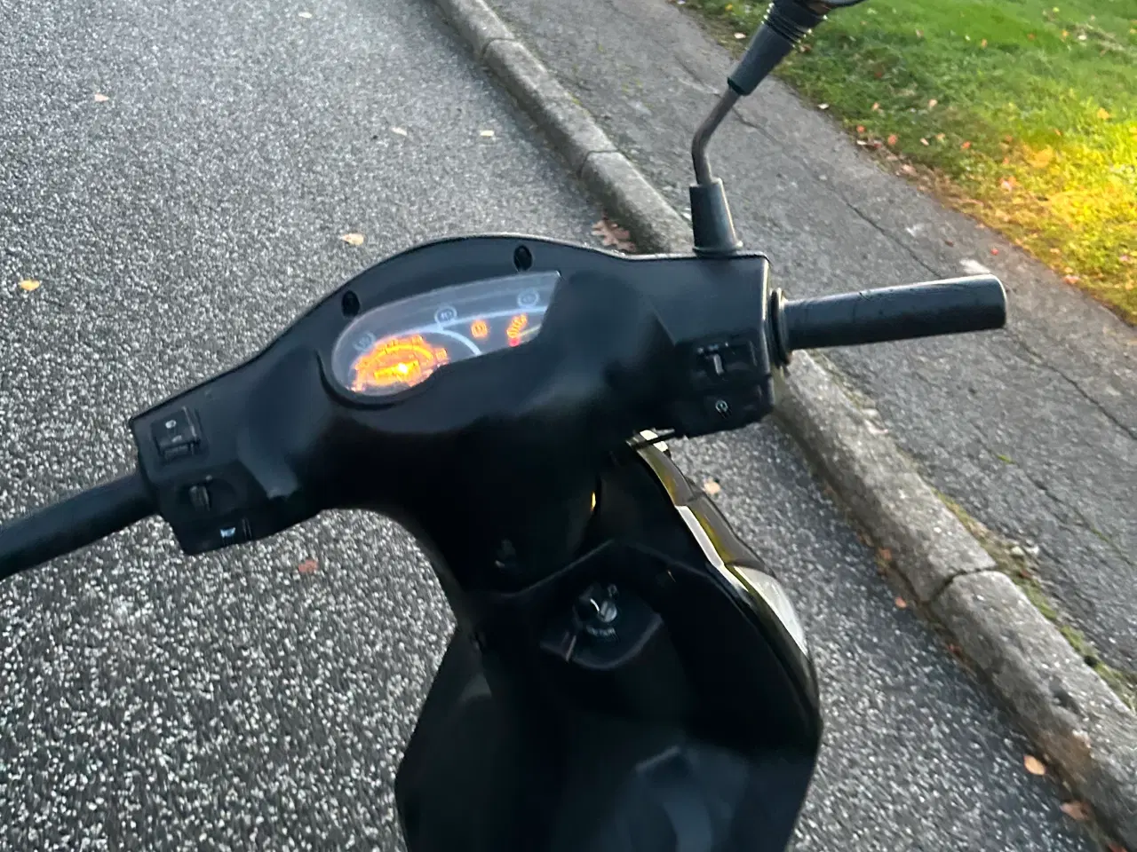 Billede 6 - Scooter 30 knallert 4takt 2018