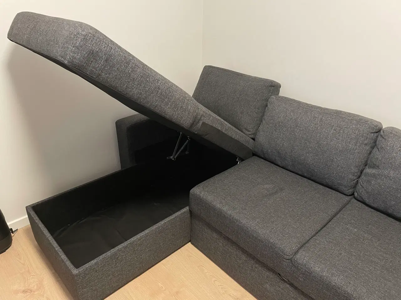 Billede 1 - Sovesofa med opbevaring 