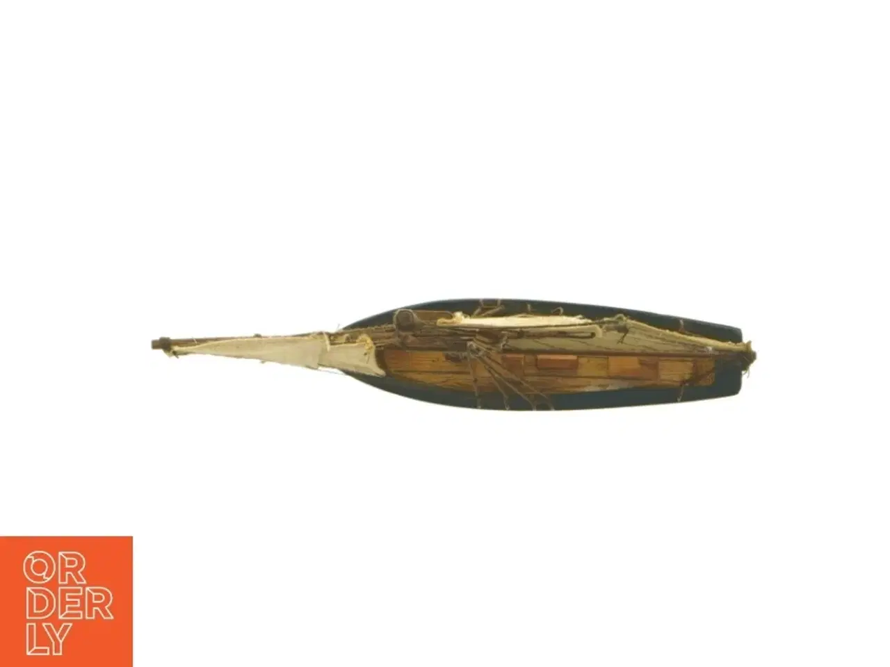 Billede 2 - Modelskib Sejl båd i træ (str. 17,5 x 14 x 3 cm)