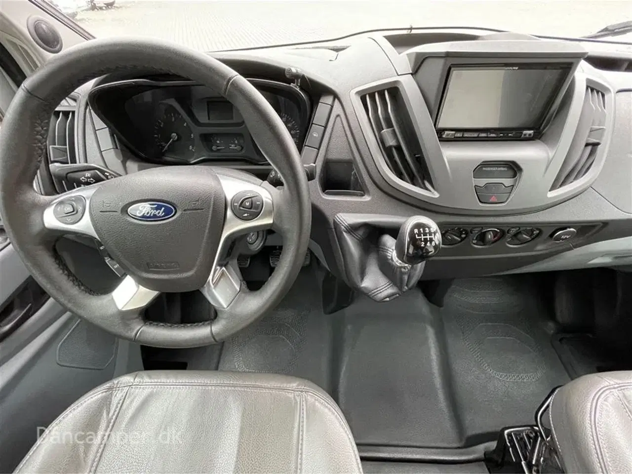 Billede 9 - 2019 - Chausson Flash 515   Anvisningsbil!  2019 model! En ejer! Under 6m. 170Hk Ford, model med fransk seng, markise og NX5-alarm. Nysynet.