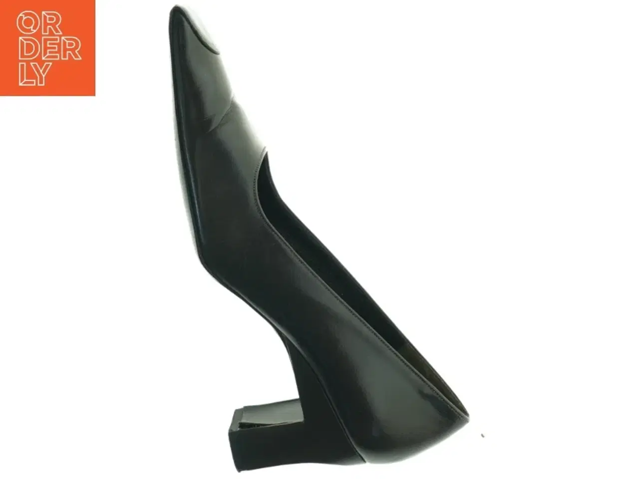 Billede 4 - Charles Jourdan sorte hæle fra Charles Jourdan (str. 37)