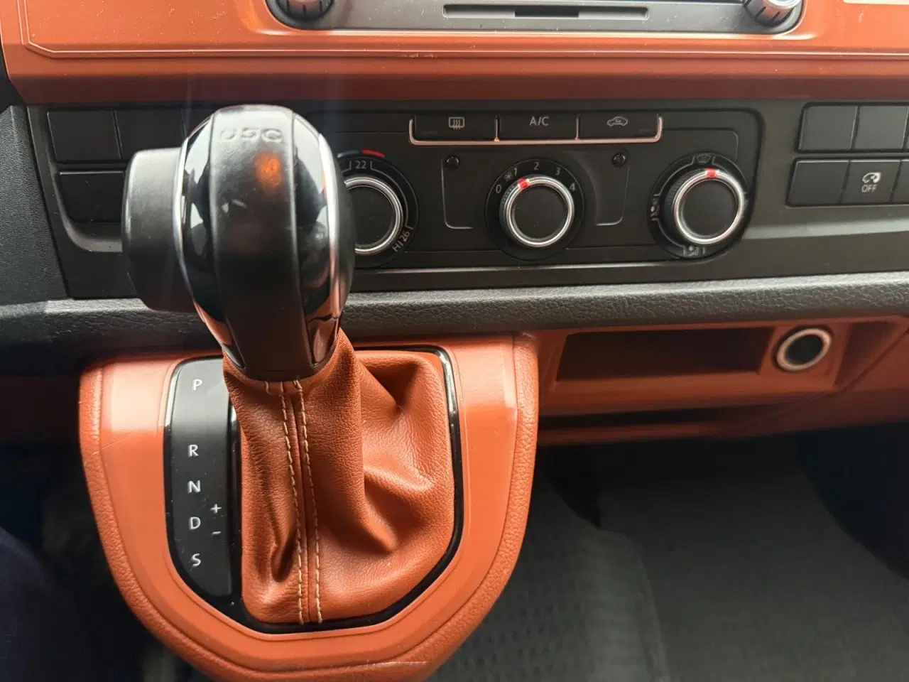 Billede 9 - VW Transporter 2,0 TDi 140 Kombi lang