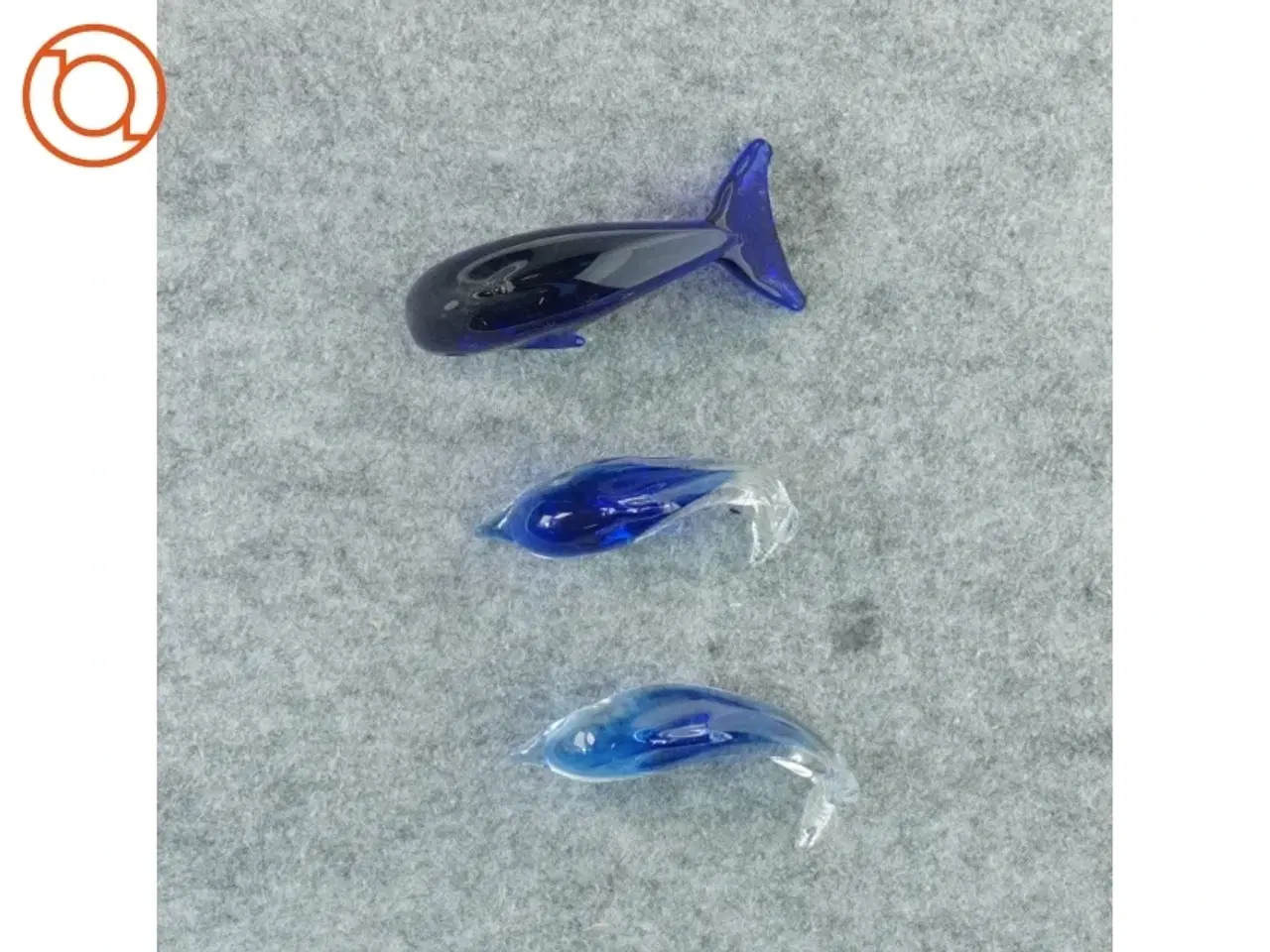 Billede 5 - Glas delfiner (str. 14 x 4 cm og 12 x 3 cm)