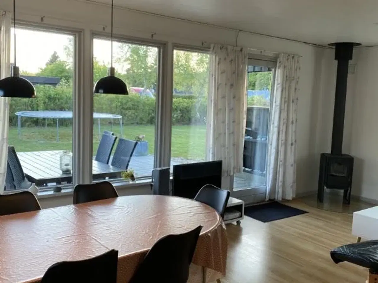 Billede 3 - Familie sommerhus - lyst og venligt. Skovmose