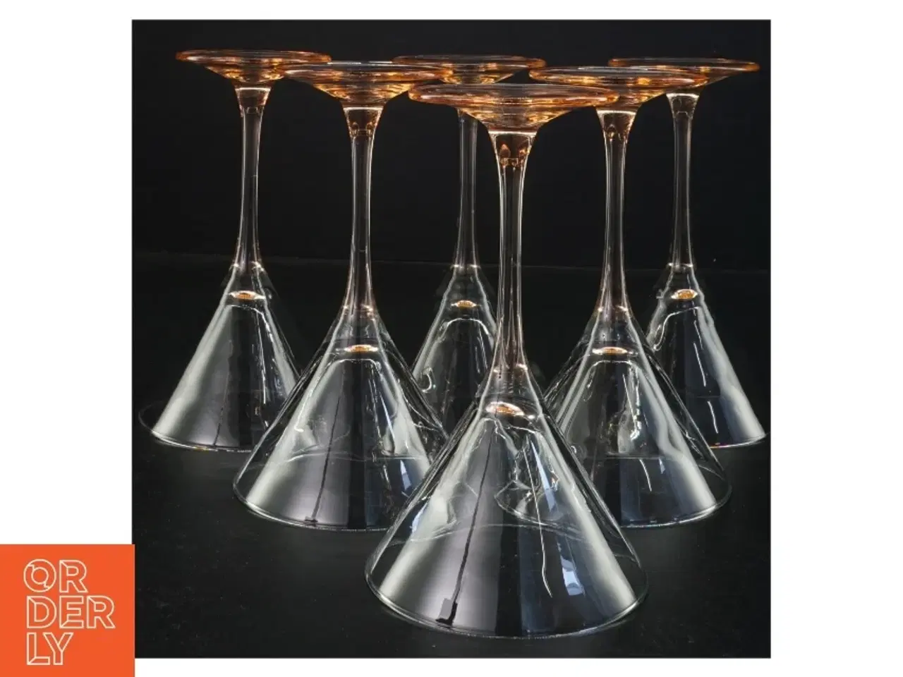 Billede 4 - Martini-glas med ravfarvet fod (str. 16,5 x 9,5 cm)