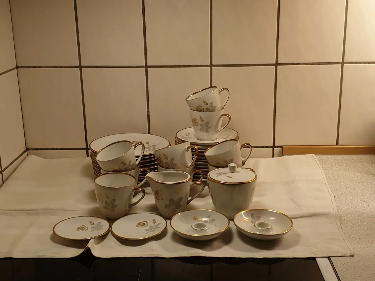 Billede 1 - Kaffestel ialt50kr