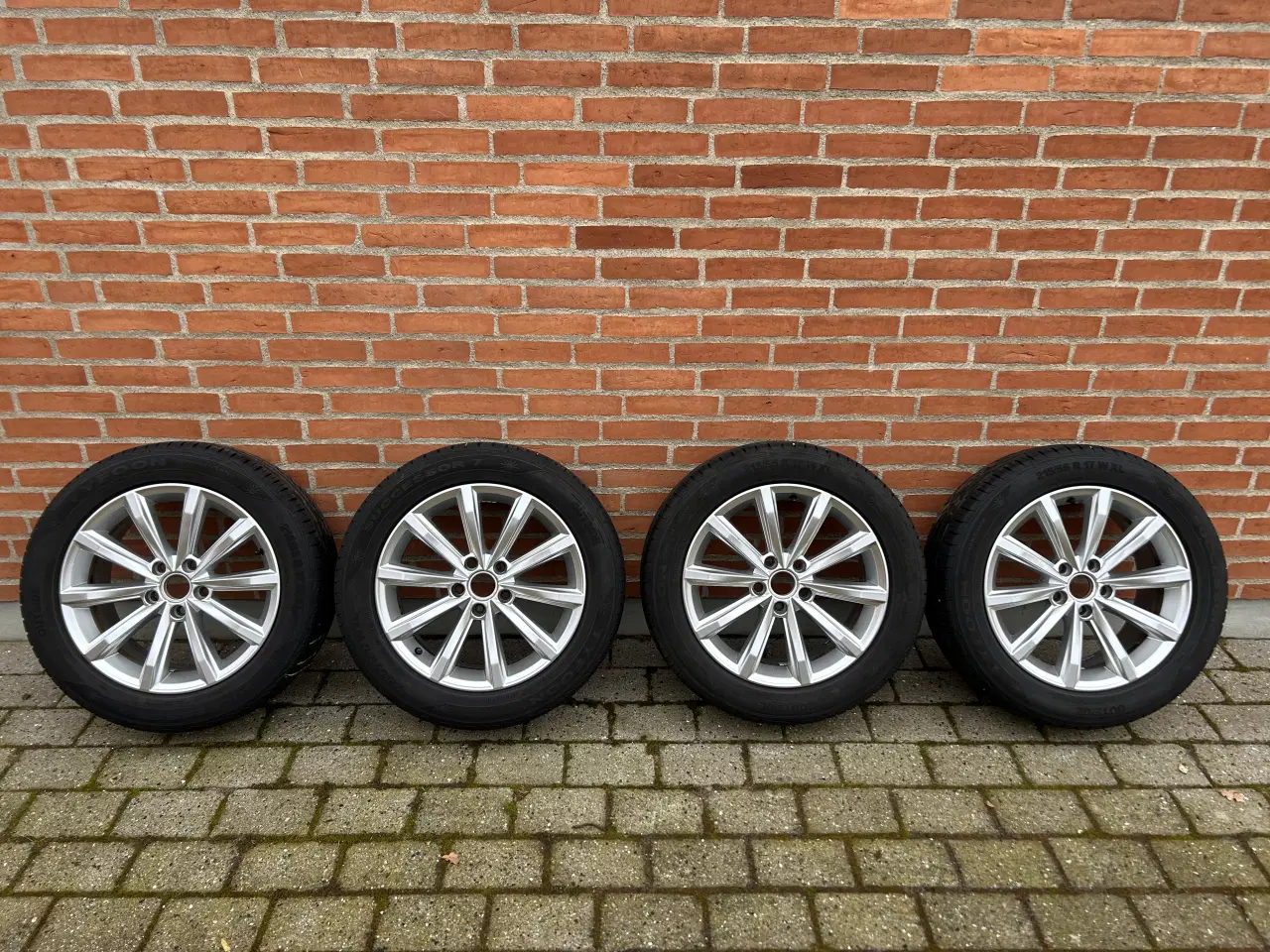 Billede 2 - Original 17" VW alu. Fælge