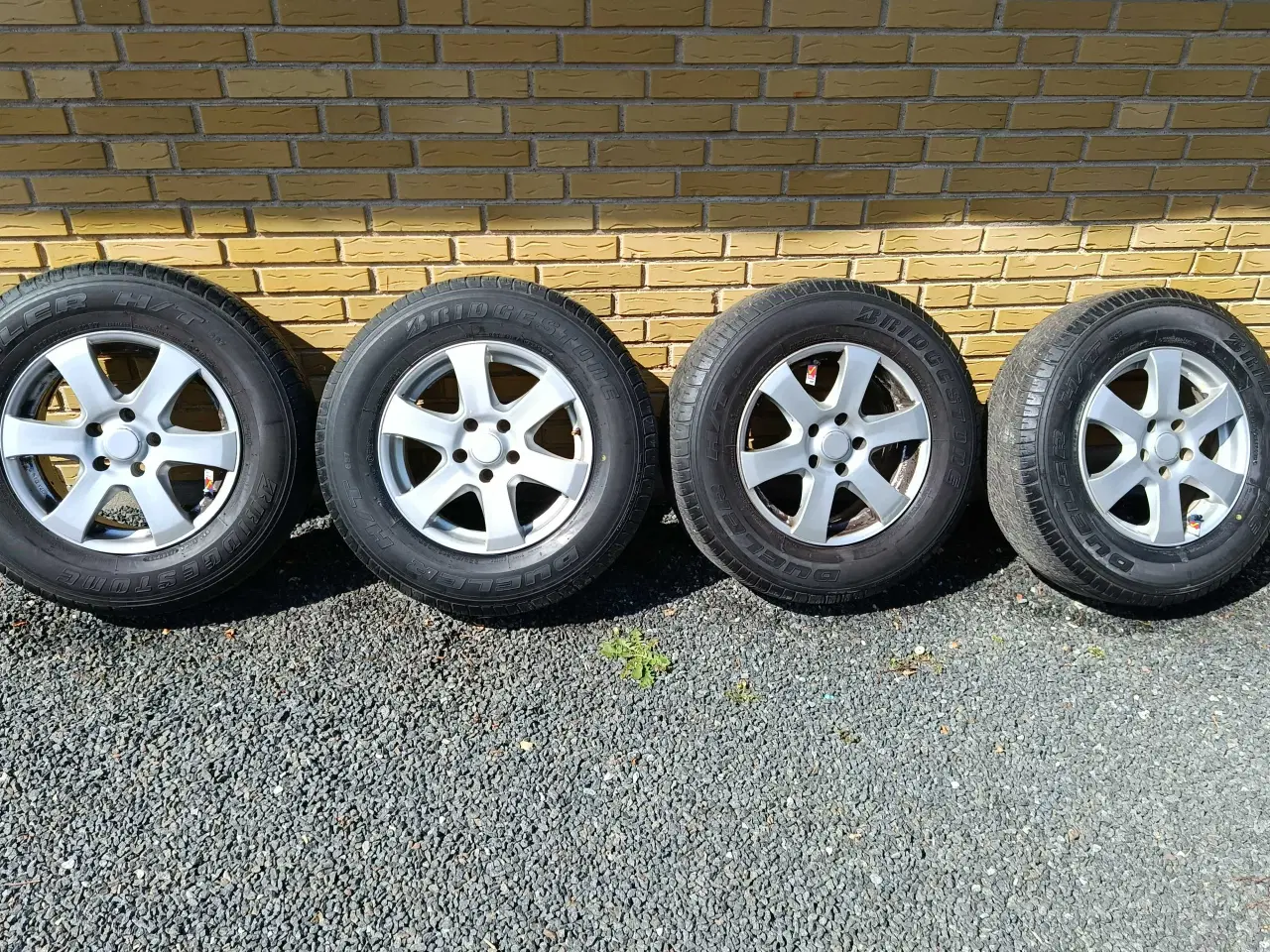 Billede 2 - Fint sæt alufælge til varevogn suv 4x4 