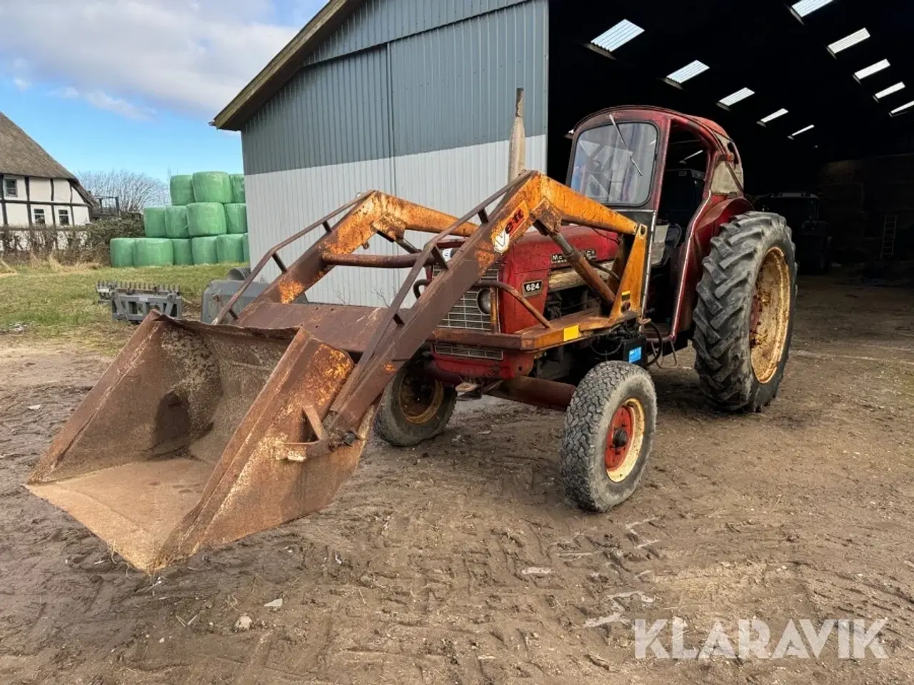 Billede 1 - Traktor Mc Cornmick 624