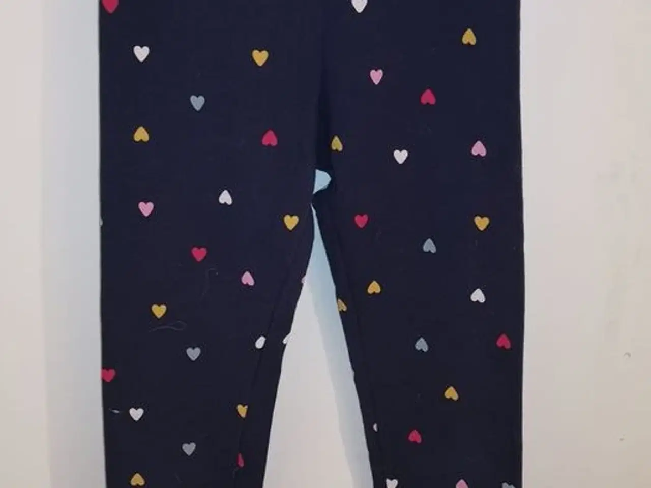 Billede 1 - Leggings med hjerter str 140