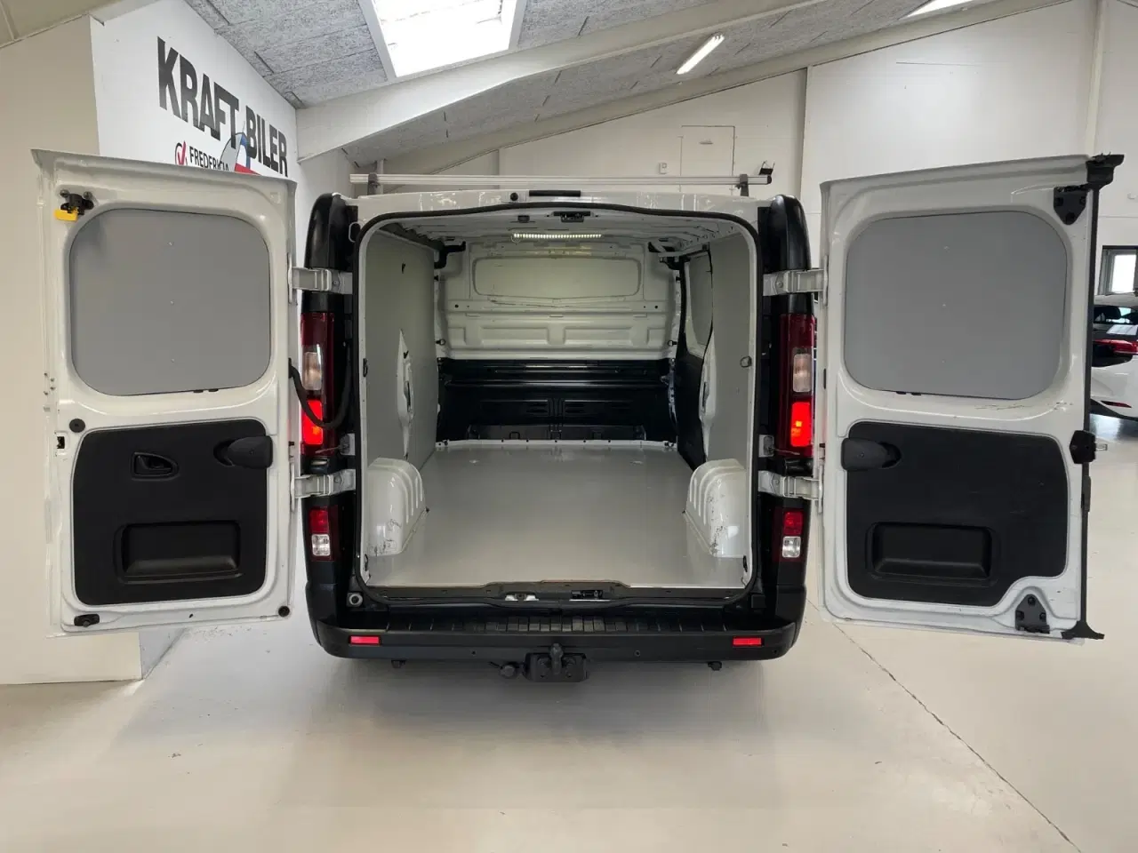 Billede 14 - Renault Trafic T29 2,0 dCi 120 L2H1