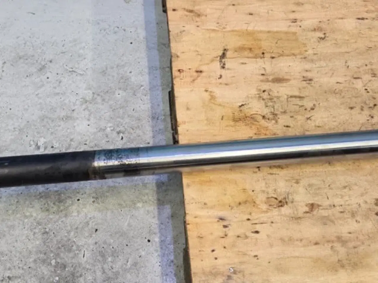 Billede 7 - New Holland LB115B Cylinder 85800070