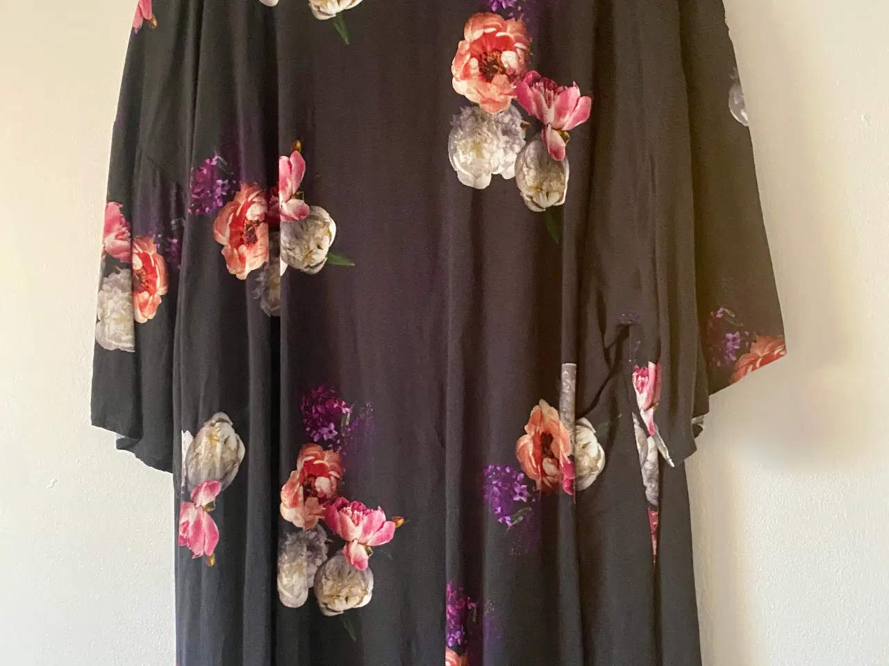 Billede 2 - Kimono jakke Storpige L