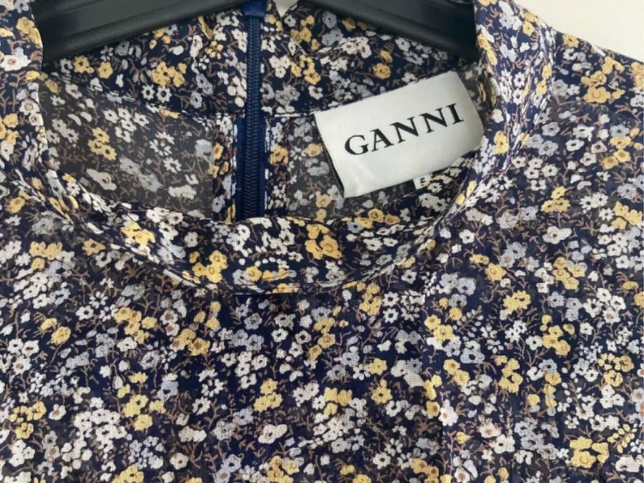 Billede 1 - Ganni skjorte
