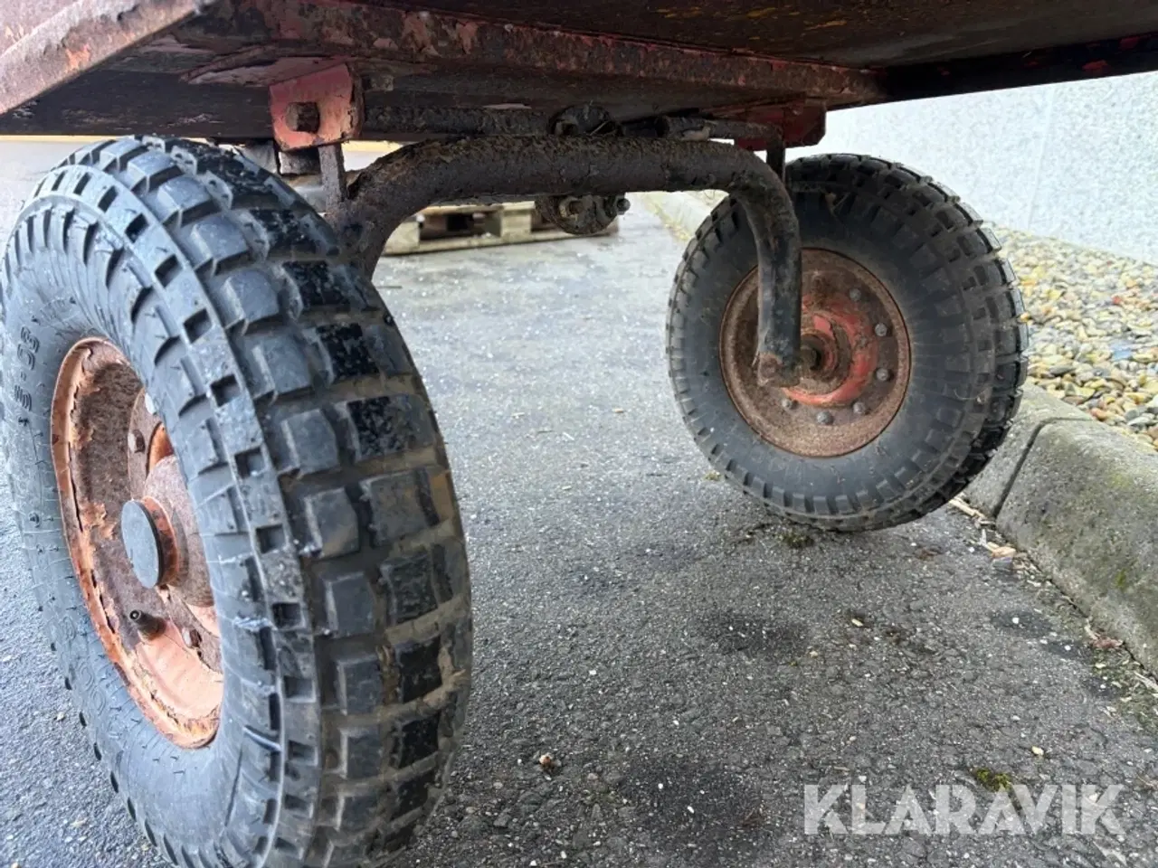 Billede 9 - Havevogn og rive