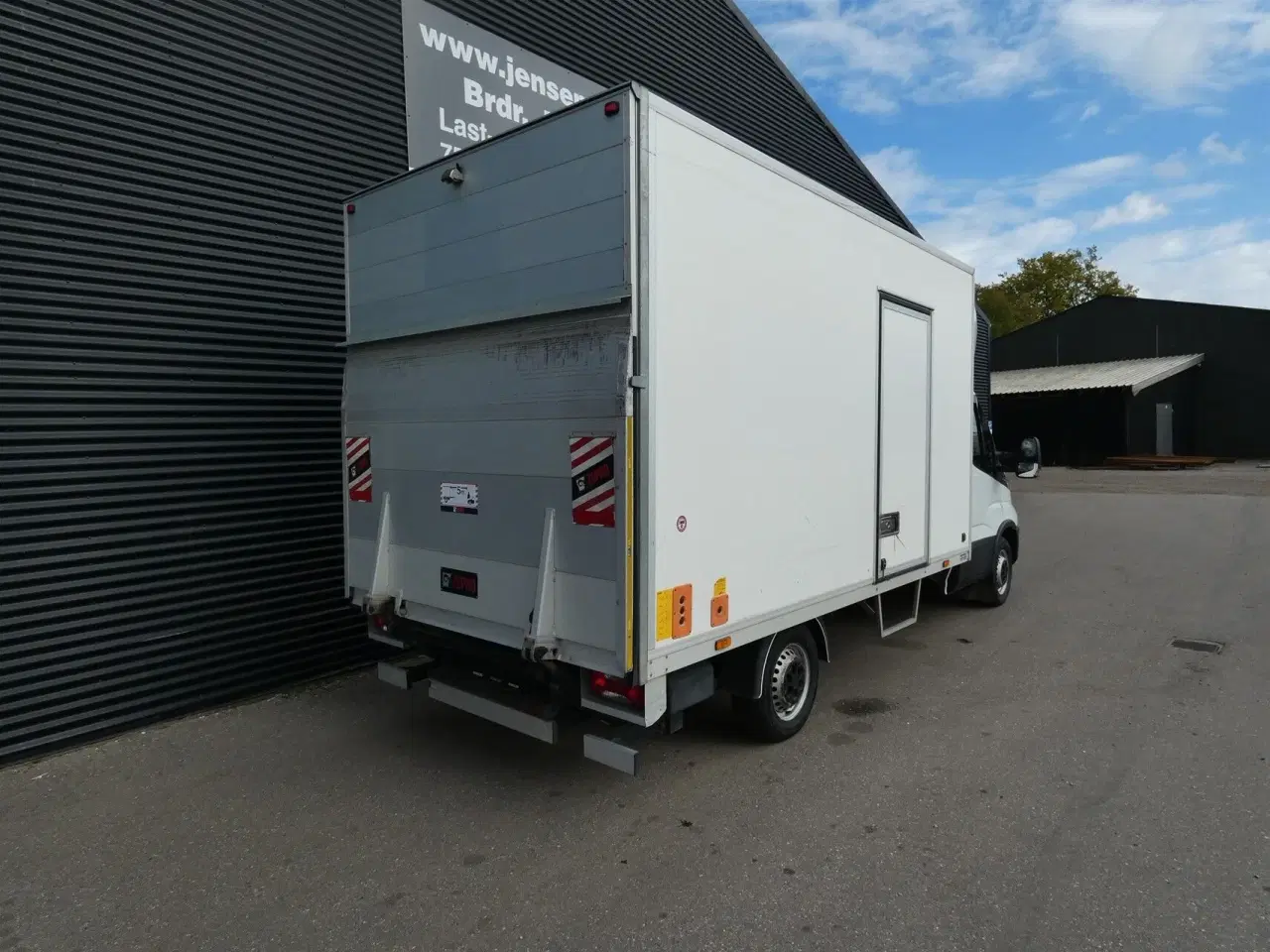 Billede 5 - Iveco Daily 35S16 4100mm 2,3 D m/Alukasse med lift Hi-Matic 156HK Ladv./Chas. 8g Aut.
