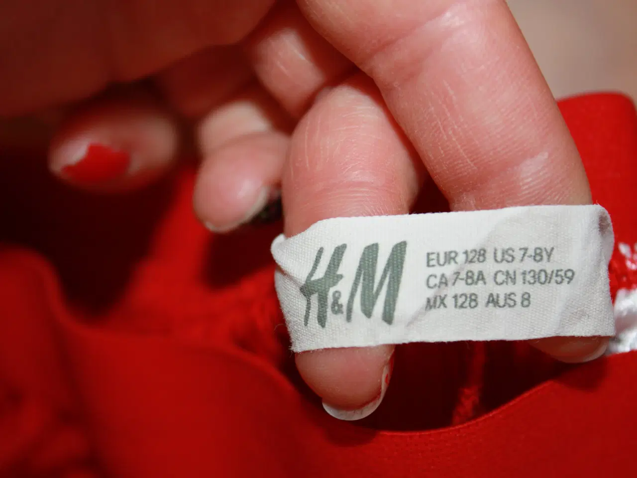 Billede 4 - Røde Plissebukser fra H&M i str. 128