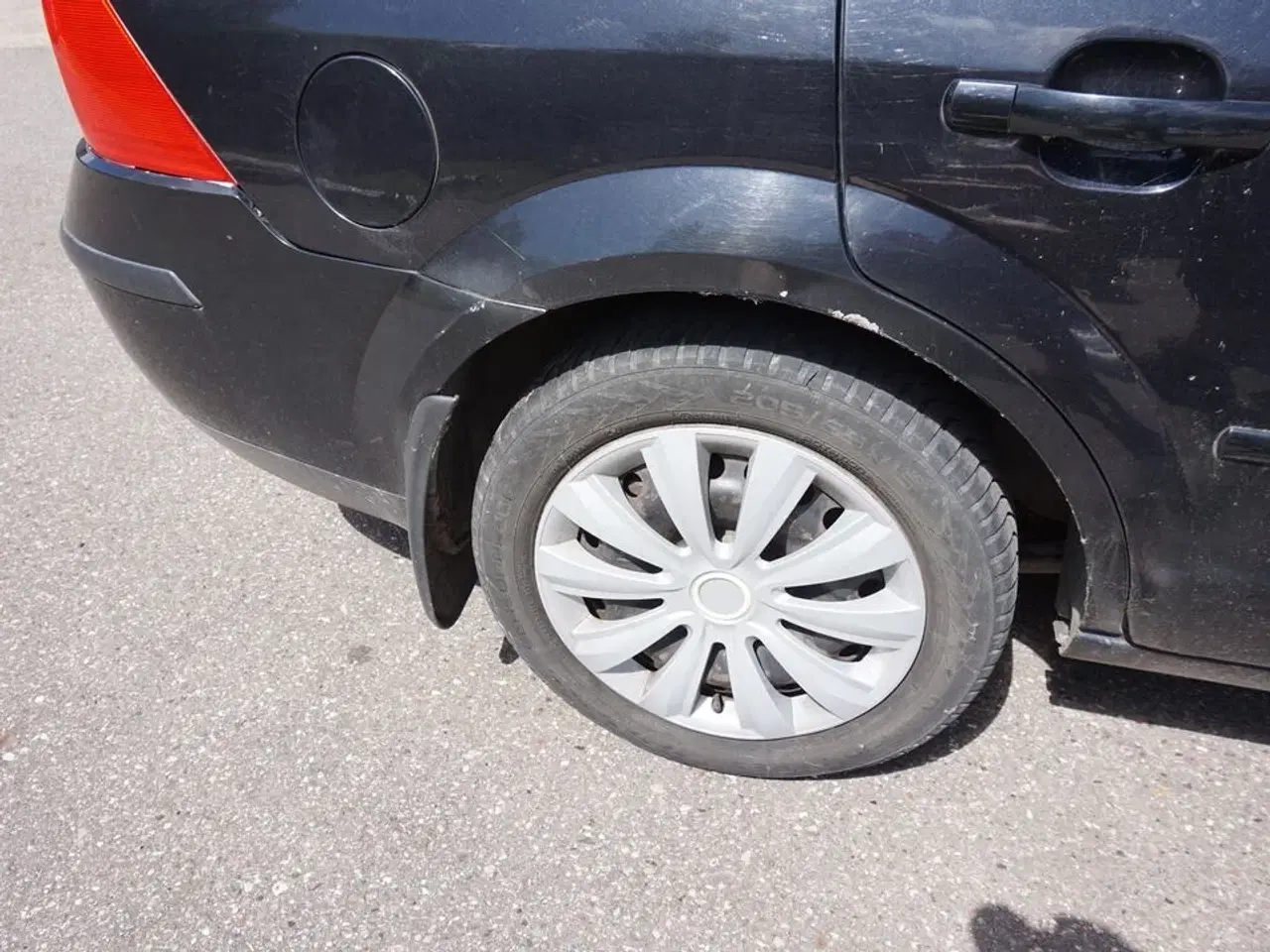 Billede 10 - Ford Mondeo 2.0 Benzin Årgang 2004 (momsfri)