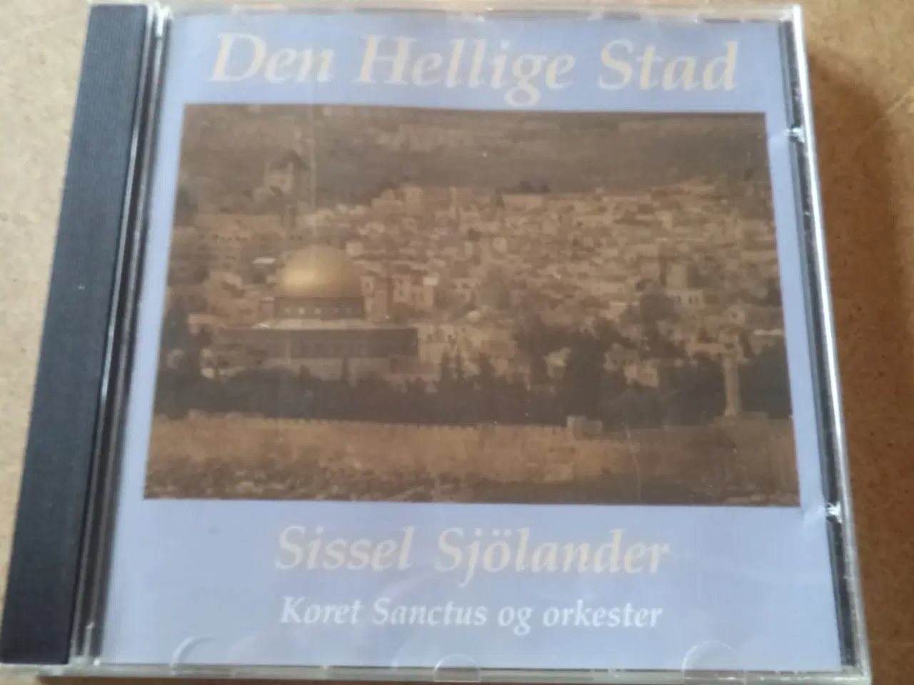 Billede 1 - Sissel Sjölander ** Den Hellige Stad (11261022)