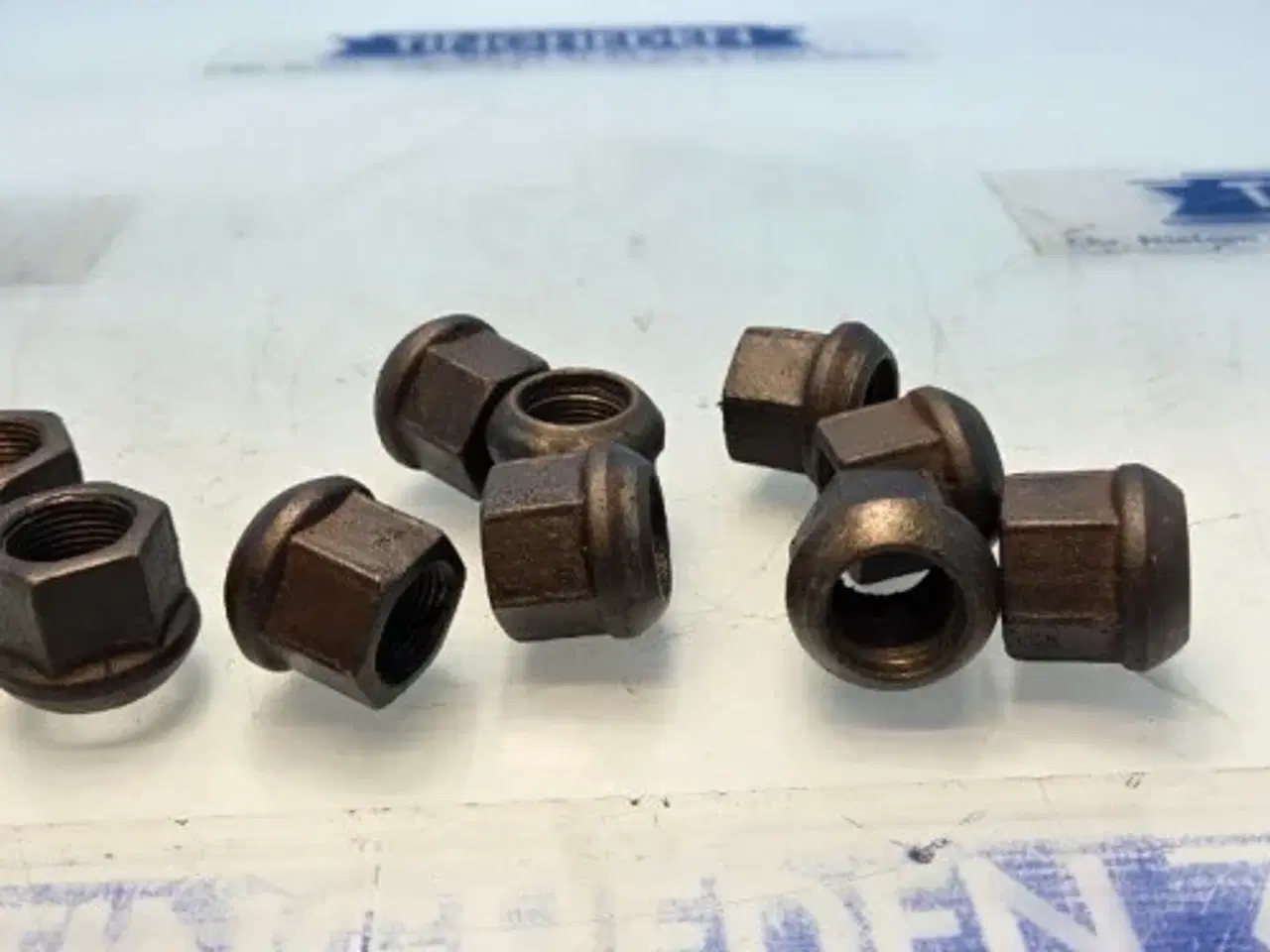 Billede 2 - Claas Lexion 480 Hjulmøtrikker 7307521  10Stk