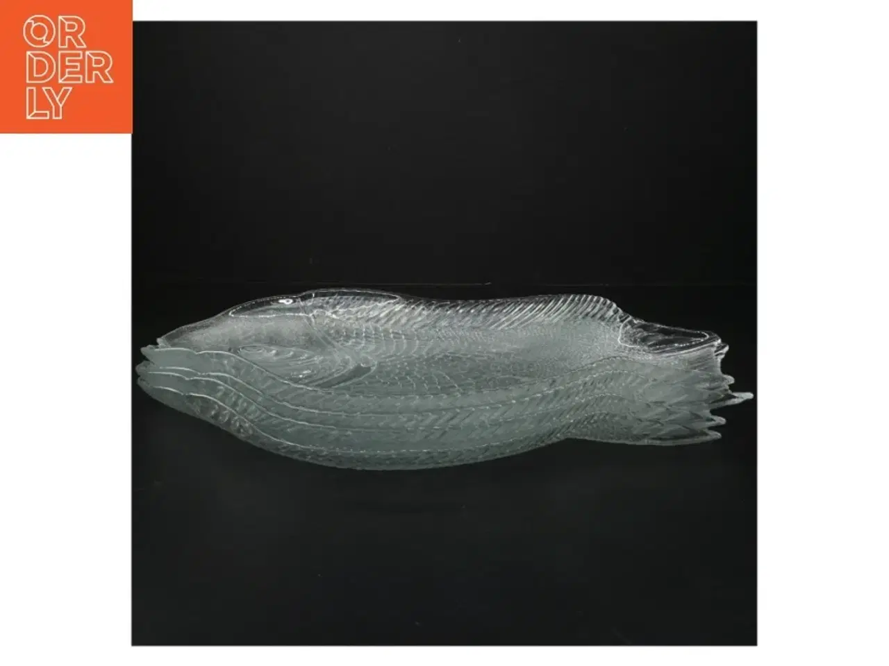 Billede 1 - Glasfisk tallerken  (str. 34 x. 26 cm). 4 stk 275