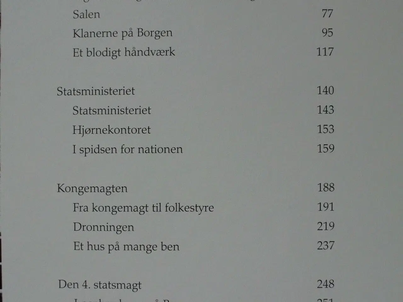 Billede 2 - borgen. christiansborg 100 år, Af thomas larsen, b