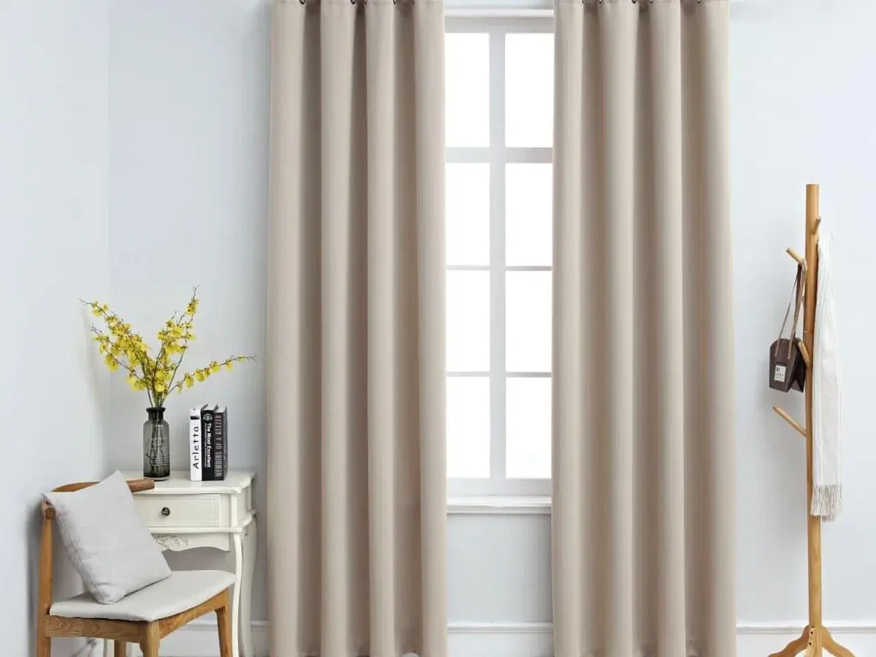 Billede 1 - Lysdæmpende gardiner 2 stk. med metalringe 140 x 225 cm beige