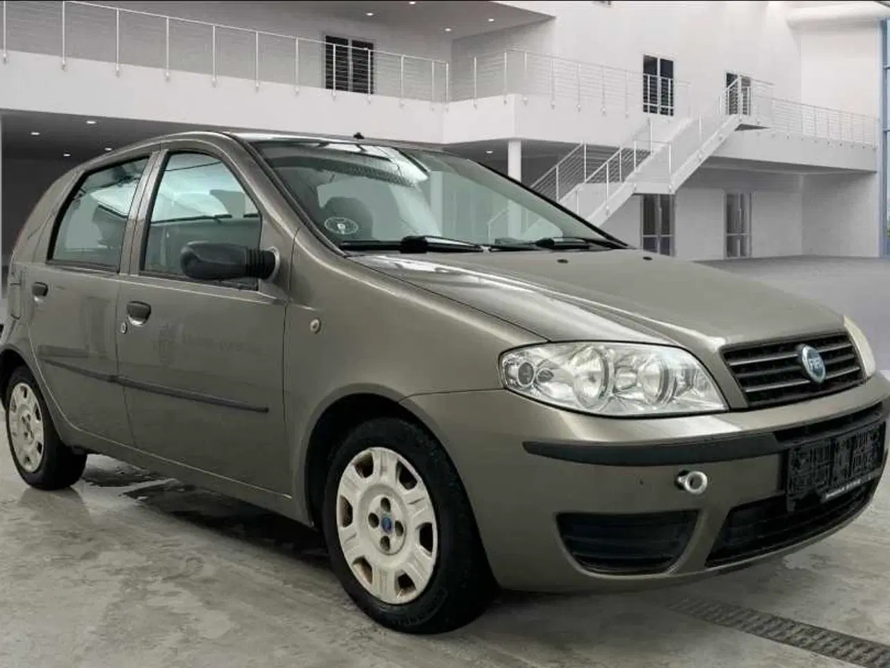 Billede 2 - Fiat punto 1.2 Benzin Nysynet 92.000 km