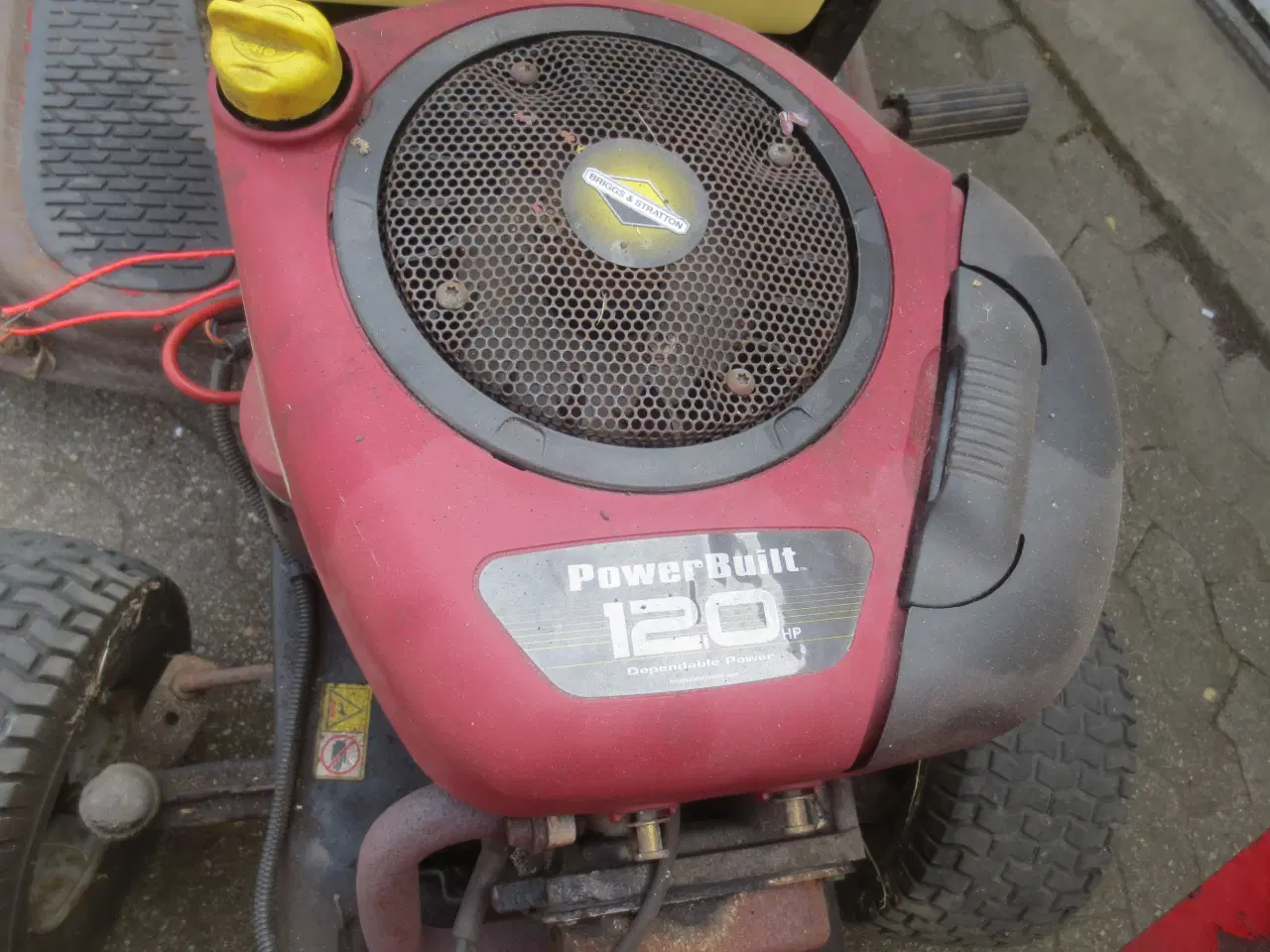 Billede 9 - 1 stk Havetraktor Jonsered Model LT 2112