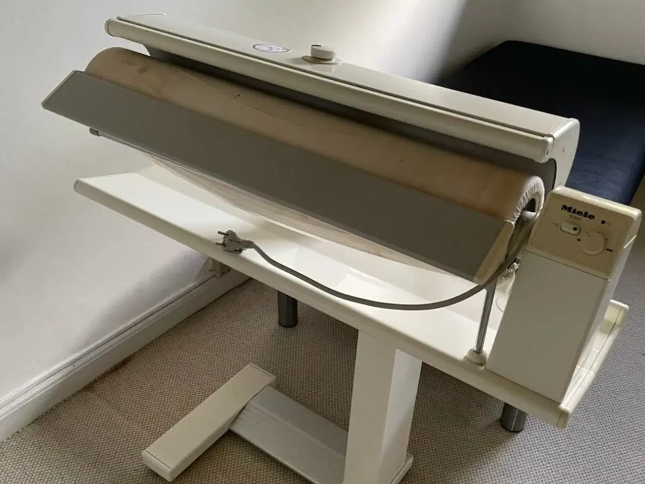 Billede 1 - Miele strygerulle