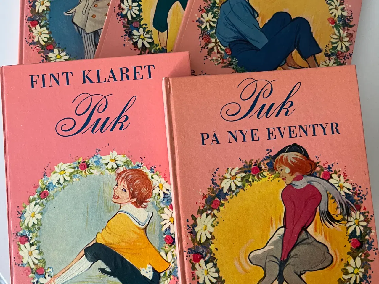 Billede 1 - 30 Puk bøger