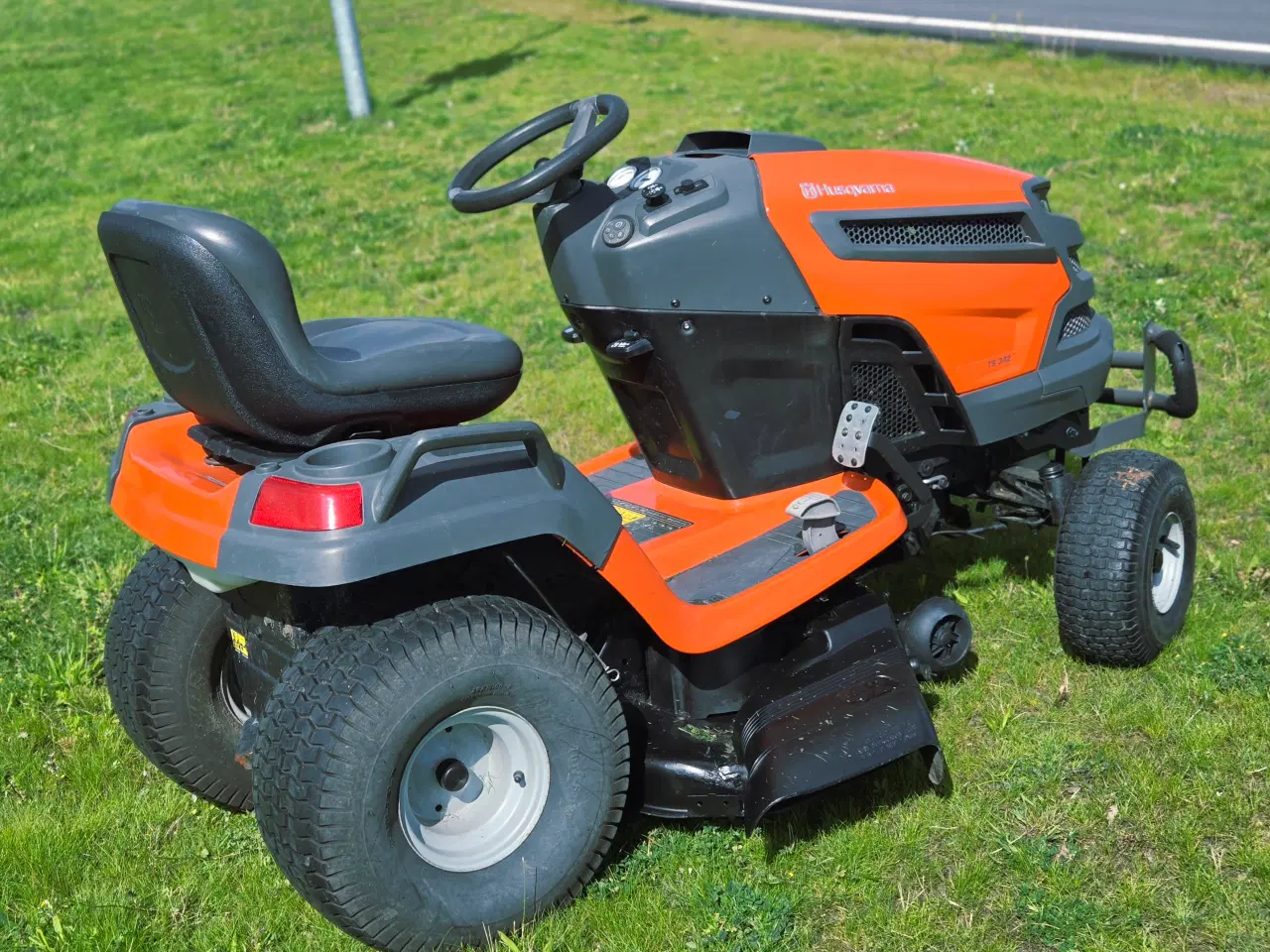Billede 3 - Havetraktor Husqvarna TS 342