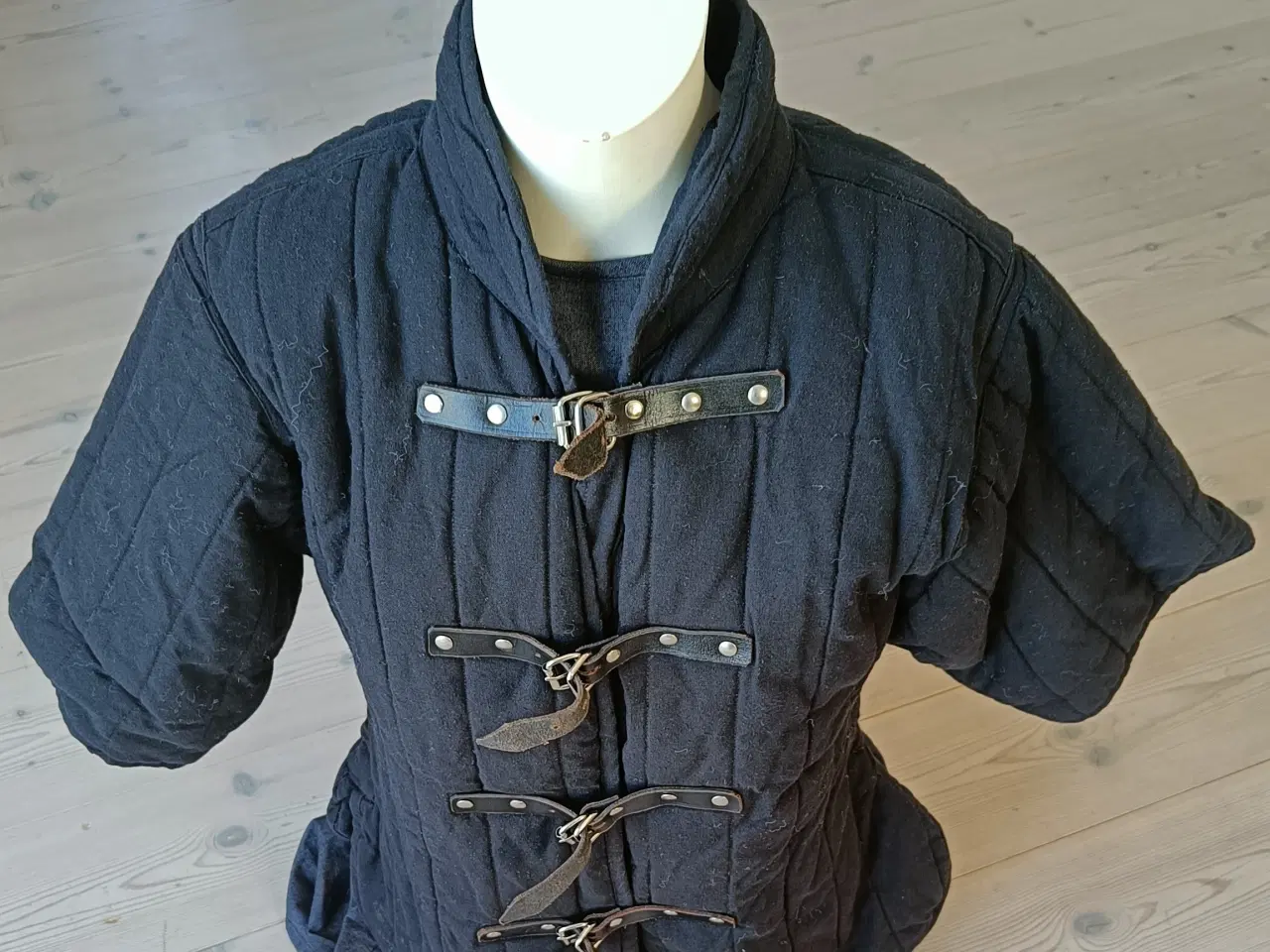 Billede 1 - Gambeson til rollespil