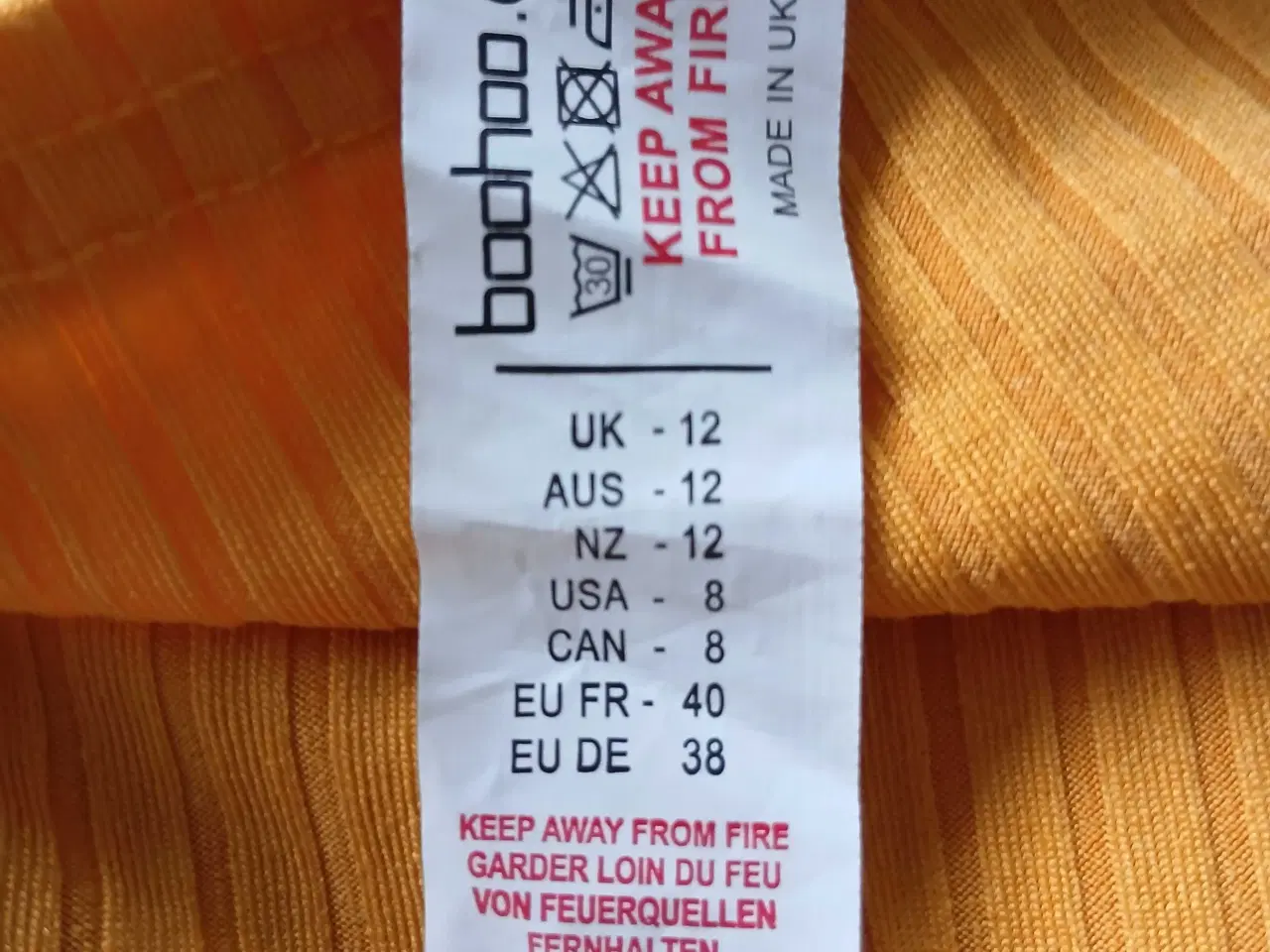 Billede 5 - Kjole. Boohoo. Medium/38