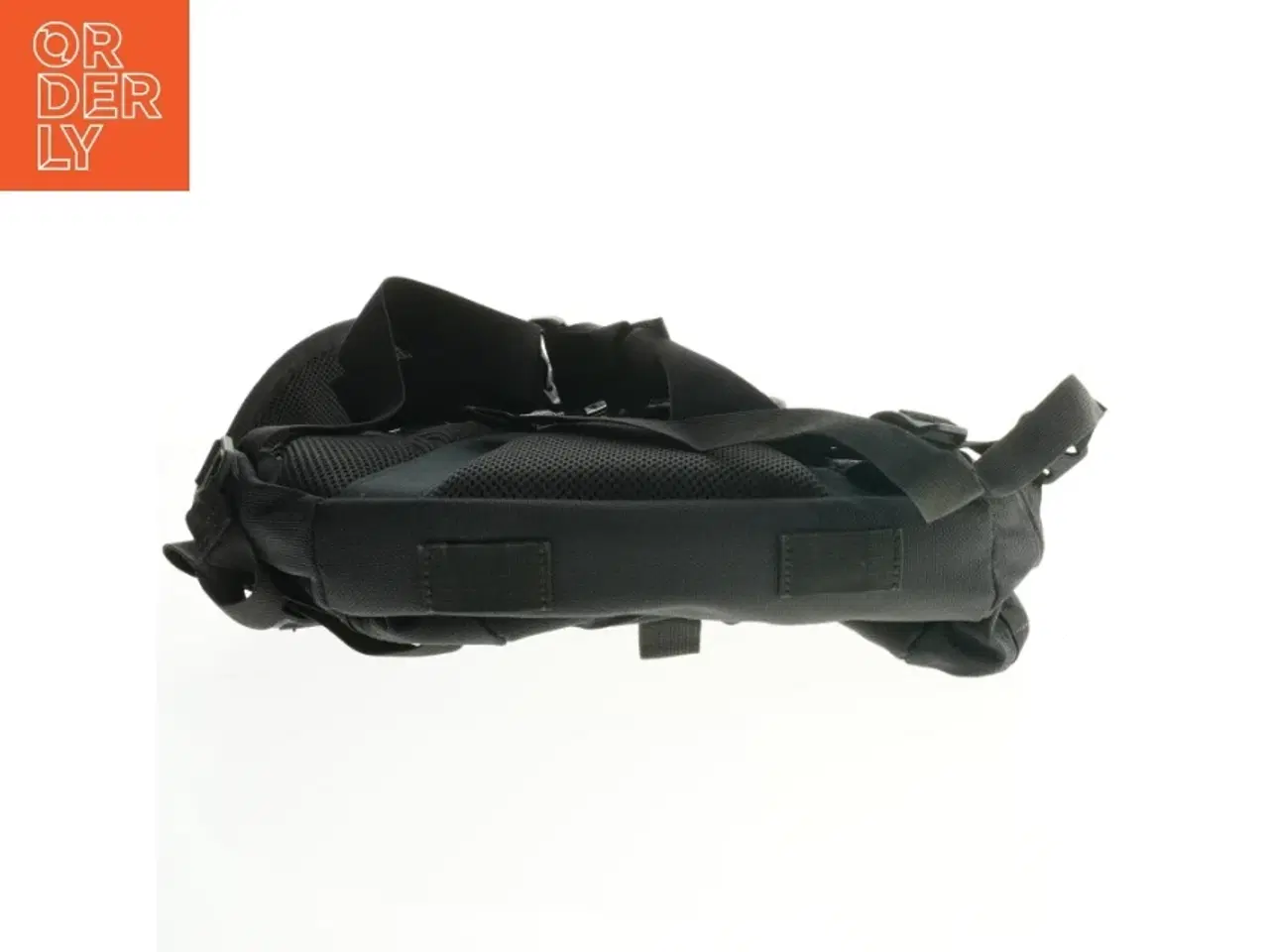 Billede 3 - Sort talje taske fra Nike (str. 53x37 cm)