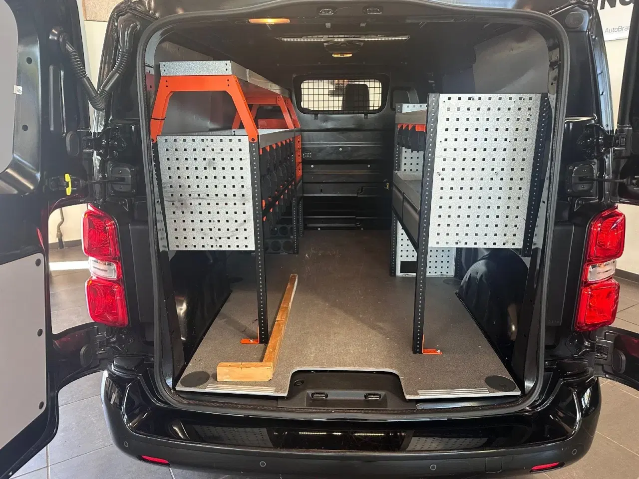 Billede 14 - Peugeot Expert 2,0 BlueHDi 177 L2 Sport EAT8 Van