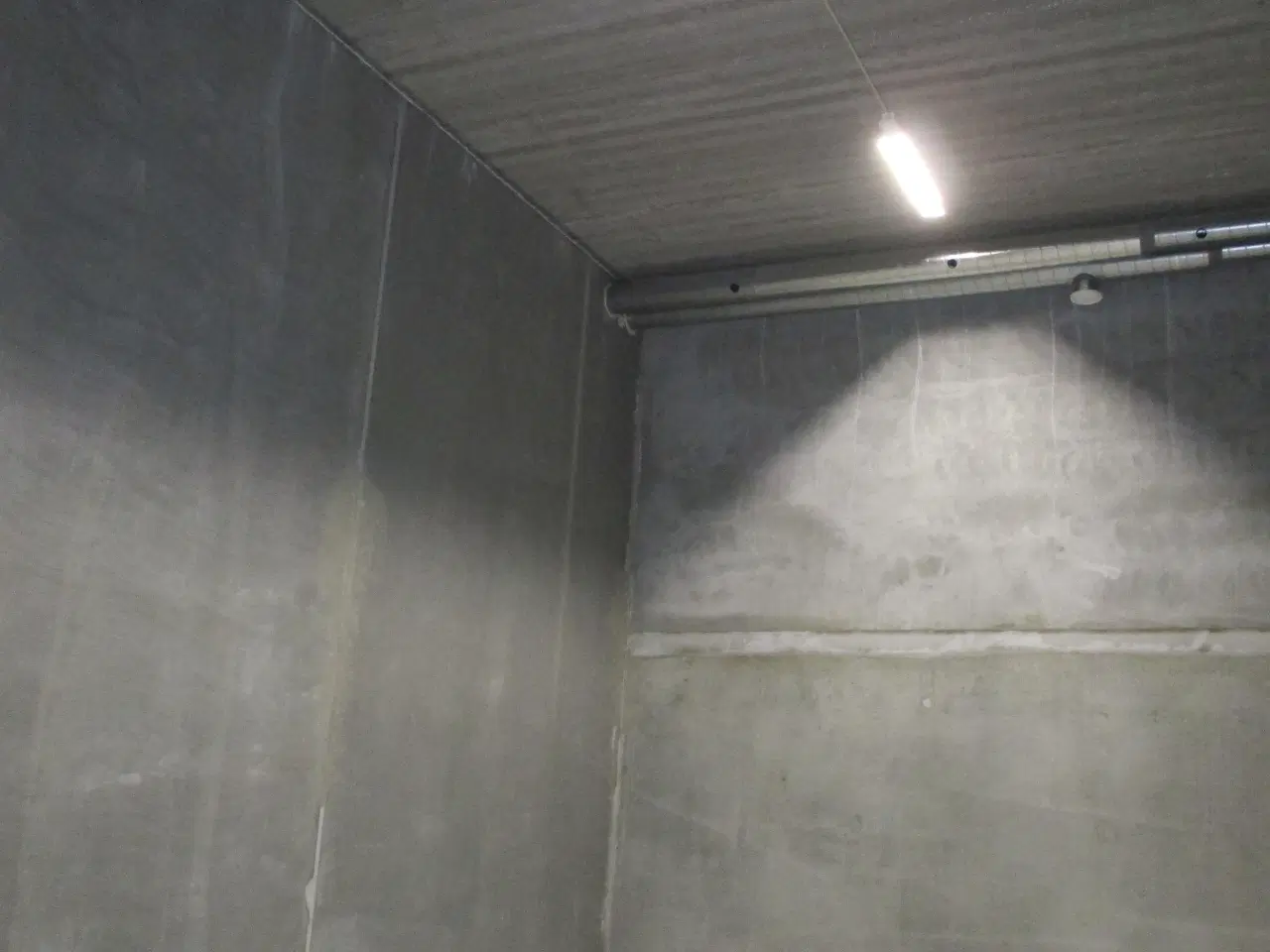 Billede 3 - 80 m2 erhverslager på Vermlandsgade tæt på indre by.