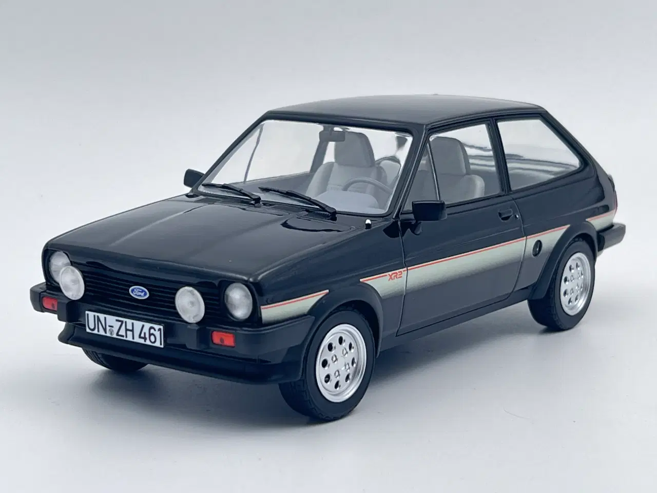 Billede 2 - 1981 Ford Fiesta XR2 Mk 1 - 1:18  Super flot model