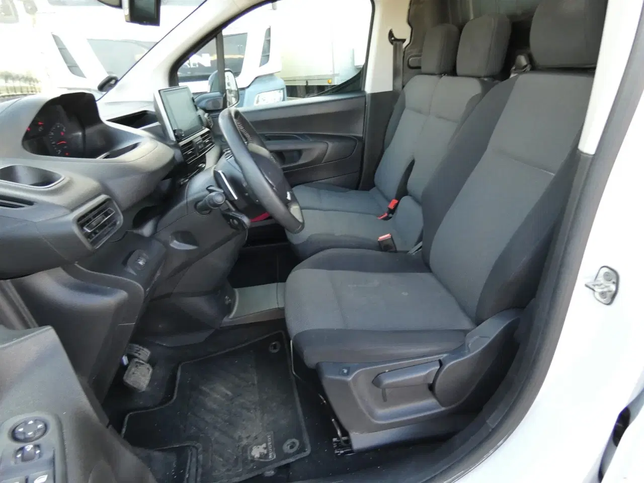 Billede 14 - Peugeot Partner L2 V2 1,5 BlueHDi Ultimate EAT8 130HK Van 8g Aut.