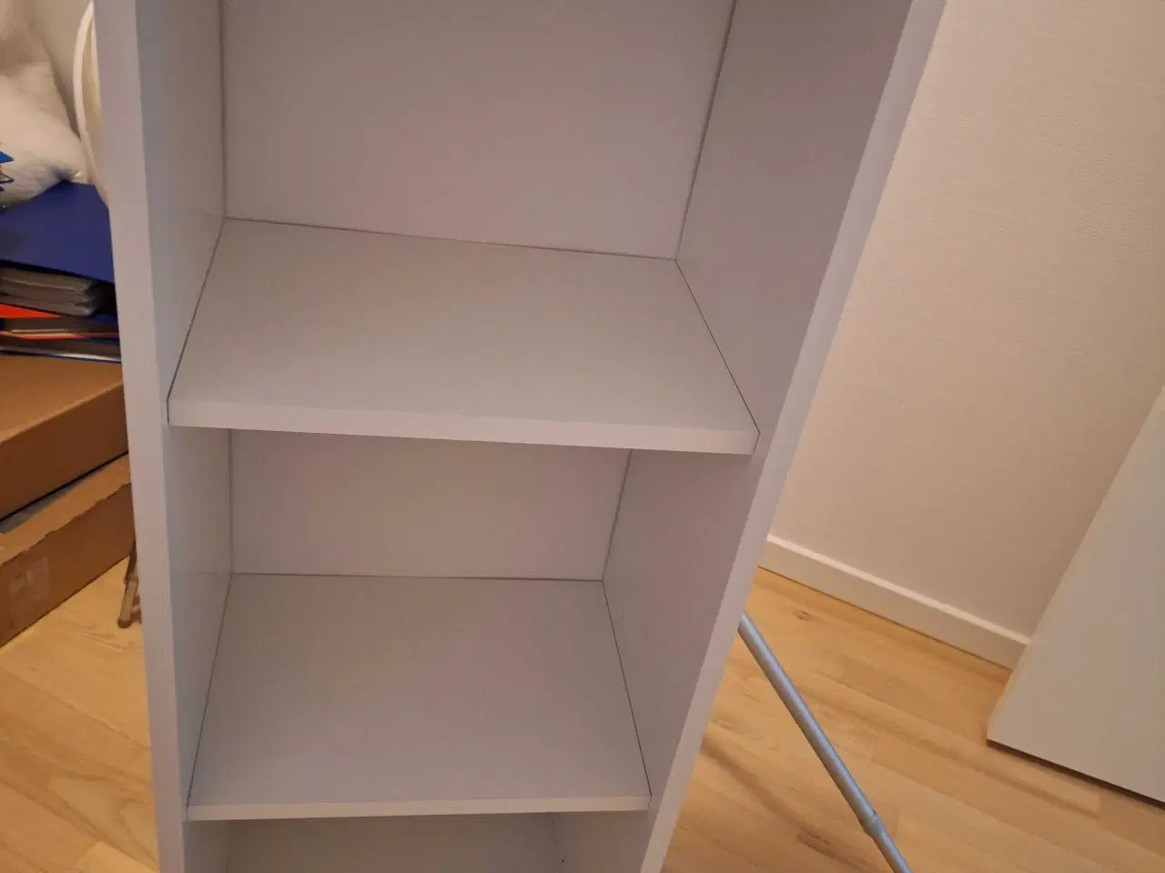 Billede 2 - Hvid bogreol