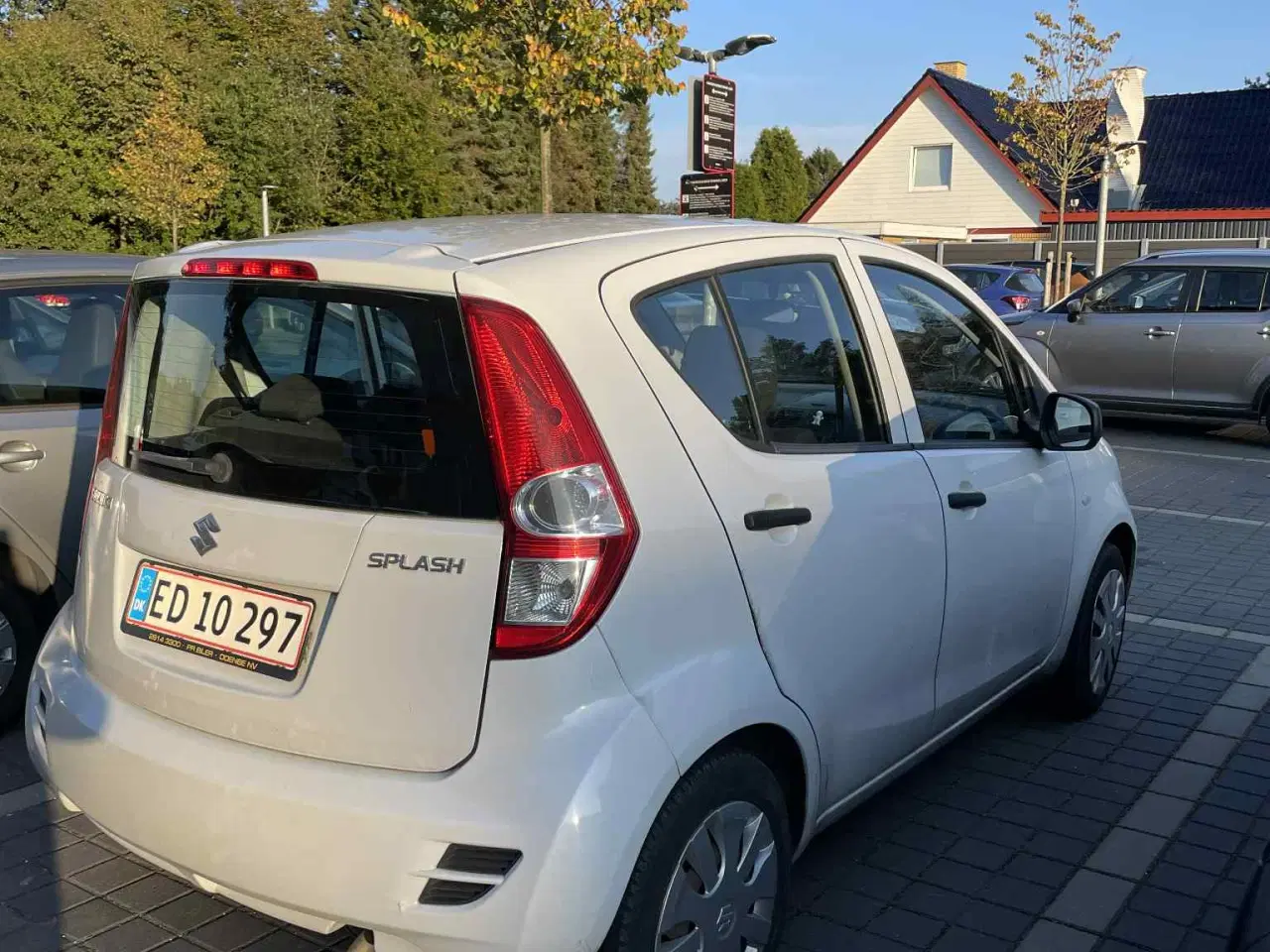 Billede 3 - Rigtig fin og billig bil