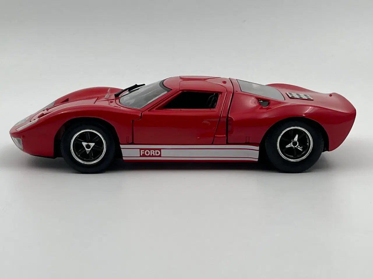 Billede 5 - 1966 Ford GT 40 - 1:18