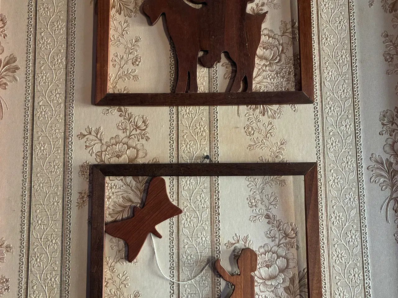 Billede 1 - Træophæng/trærelief