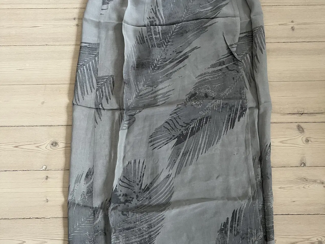 Billede 1 - Nederdel