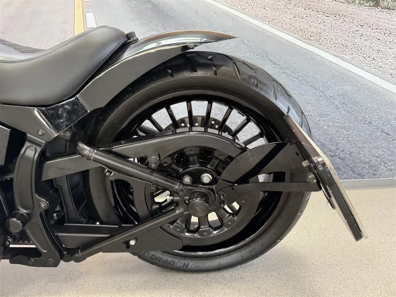 Billede 20 - Harley-Davidson FXS Blackline 110"