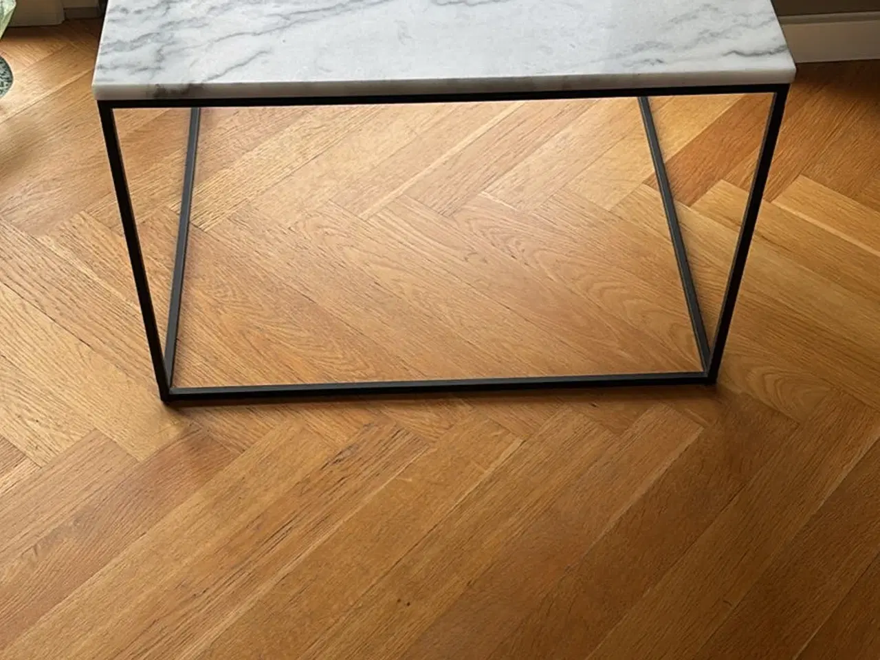 Billede 2 - Ilva sofabord - marmor plade og stål stel